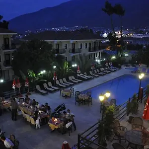 2* Otel Grove